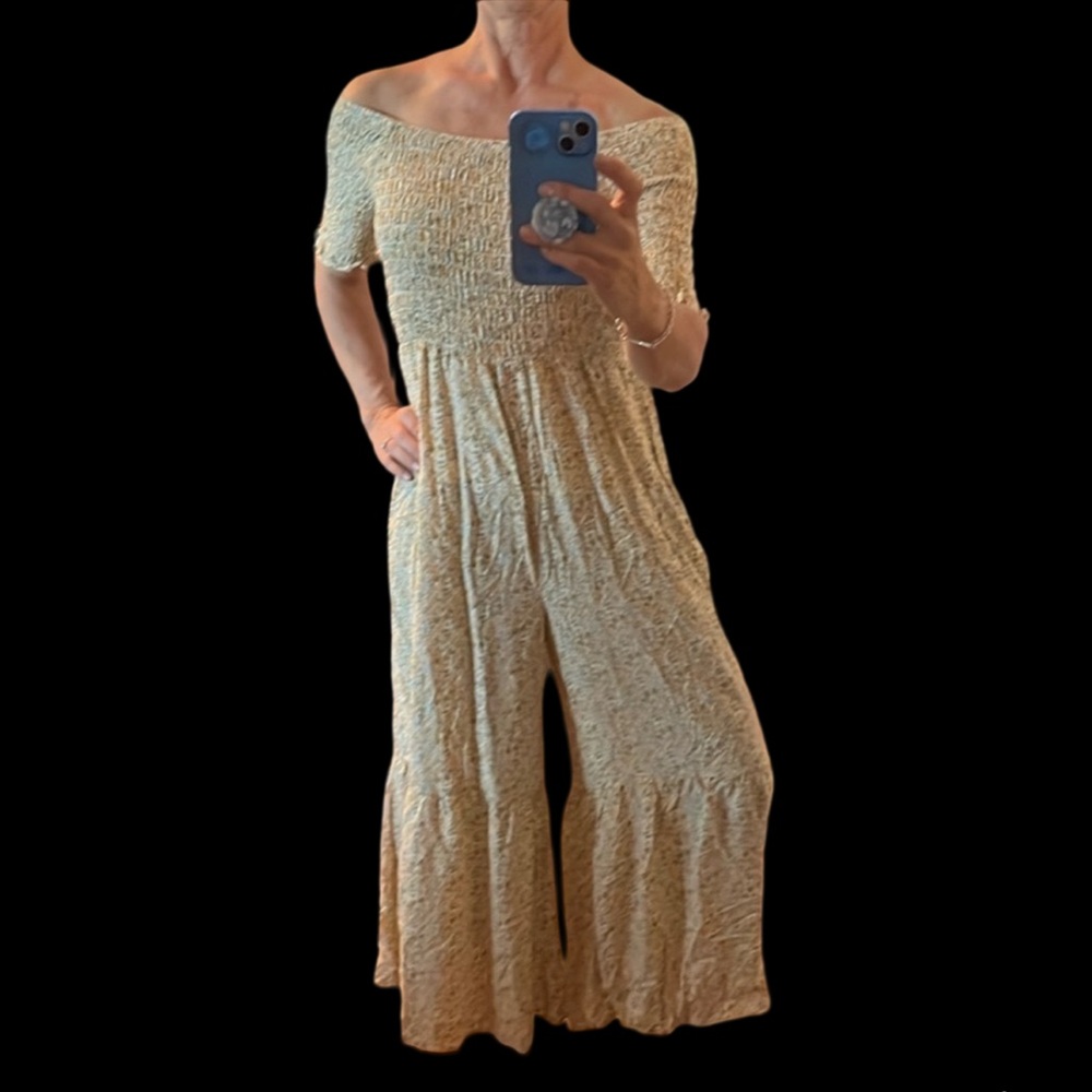 LAST CALL! Natural Life small/xs jumper